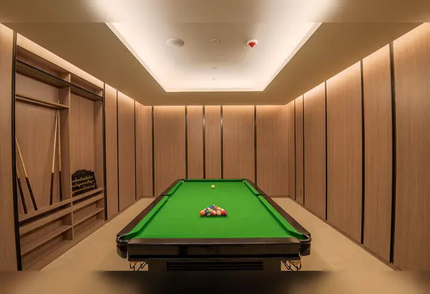 Trump towers - Pool table